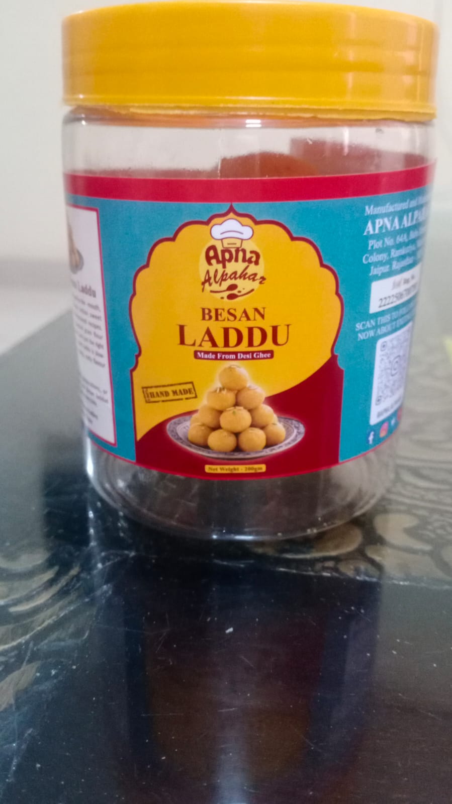 Dry Fruit Besan Laddu